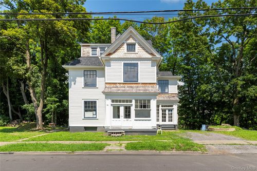 56-50-56 Parkwood Blvd, Hudson, NY, 12534-2326 | Card Image