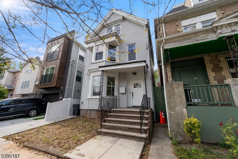 Residential Income in Newark City