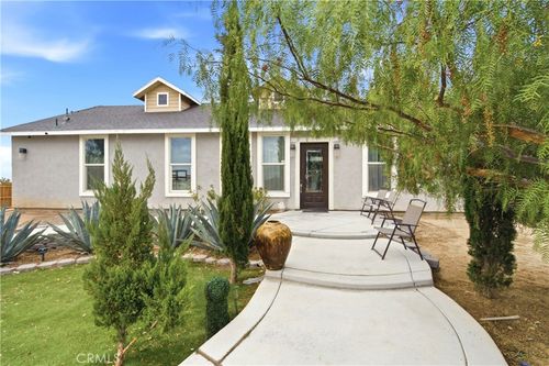 13225 Mountain Rd, Pinon Hills, CA, 92372 | Card Image