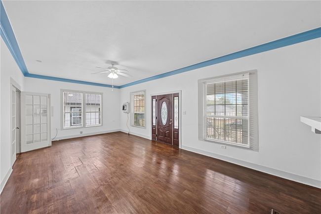 1800 Avondale Ave, House other with 5 bedrooms, 2 bathrooms and null parking in Waco TX | Image 4