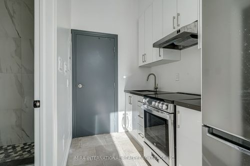 102-180 Sherbourne St, Toronto, ON, M5A2R7 | Card Image