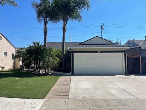 7056 Schroll St, Lakewood, CA, 90713-3335 | Card Image