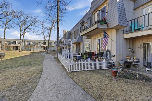 unit-136-4860 68th St, Tulsa, OK, 74136-4949 | Card Image