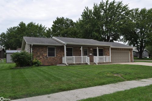 2051 N Main St, Carroll, IA, 51401-3628 | Card Image
