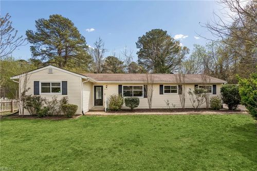 2222 Old Williamsburg Rd, Yorktown, VA, 23690-3818 | Card Image