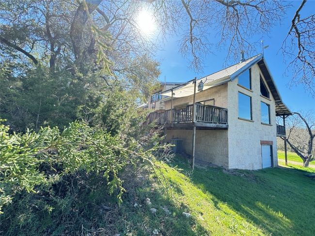 101 Hillview Trl, Home with 3 bedrooms, 2 bathrooms and null parking in Dripping Springs TX | Image 5
