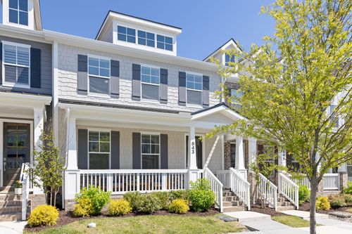 843 Braidwood Ln, Franklin, TN, 37064-4388 | Card Image