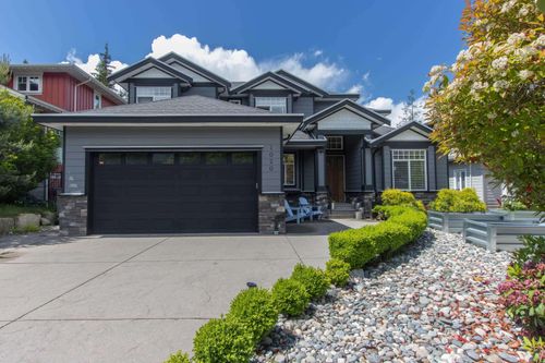 1020 Jay Cres, Squamish, BC, V8B0P2 | Card Image