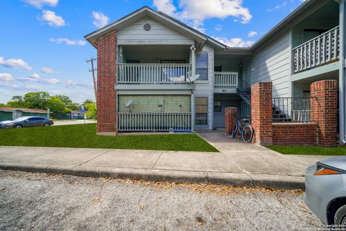 apt-3-818 Station St, Converse, TX, 78109-1347 | Card Image