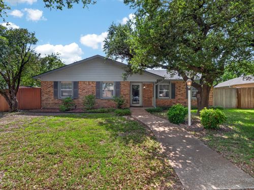 2935 Rolling Hills Dr, Carrollton, TX, 75007-5770 | Card Image