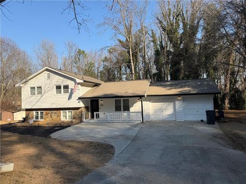1667 Lake Louella Rd, Suwanee, GA, 30024-2034 | Card Image