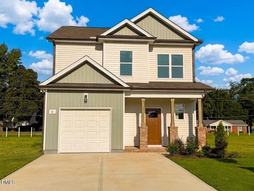 61 W Coulter Ct, Selma, NC, 27576-7698 | Card Image