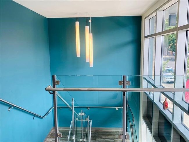APT-404 - 1655 5 Th Ave, Condo with 1 bedrooms, 1 bathrooms and null parking in Pittsburgh PA | Image 6