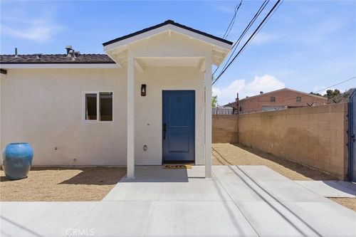 b-2155 Euclid Ave, Long Beach, CA, 90815-2612 | Card Image