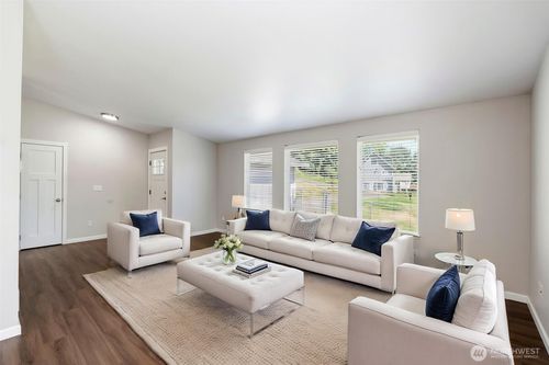 2521 123rd Ave Sw, Olympia, WA, 98512-9007 | Card Image