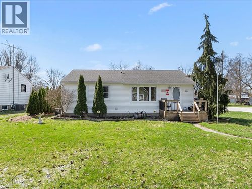 80 Stowe St, South Woodslee, ON, N0R1V0 | Card Image