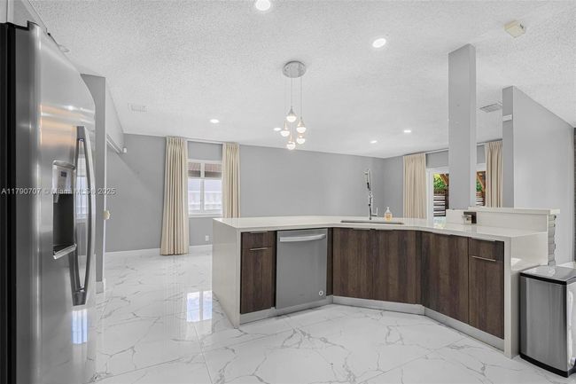 0 - 11980 Sw 23 Rd St, House other with 4 bedrooms, 2 bathrooms and null parking in Miramar FL | Image 12