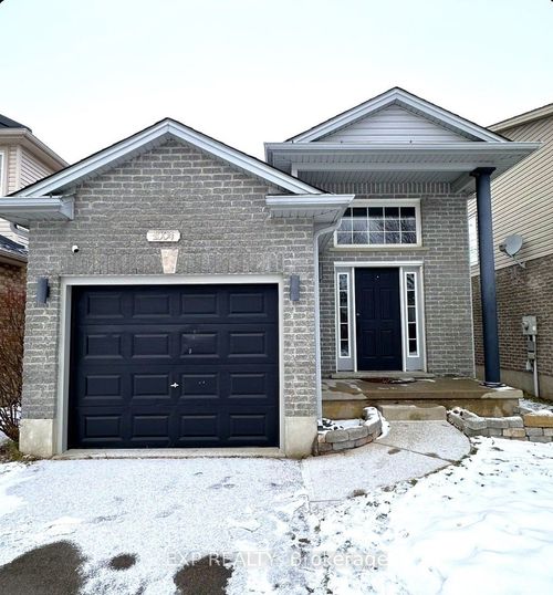 1004 Marigold St, London, ON, N5X4N9 | Card Image