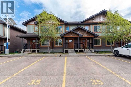 35-4008 41 Ave, Lloydminster, SK, S9V2H6 | Card Image
