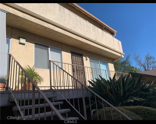 10215 Variel Ave, Chatsworth, CA, 91311-6706 | Card Image