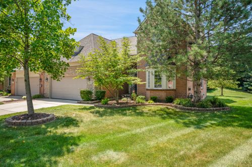 51-2351 Lexington Cir S, Canton, MI, 48188-5907 | Card Image