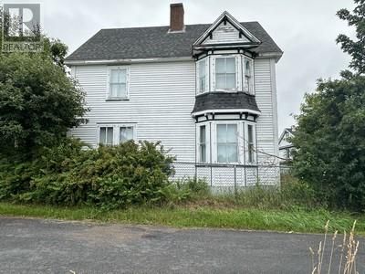 194 Main Rd, House other with 4 bedrooms, 1 bathrooms and null parking in New Perlican NL | Image 1