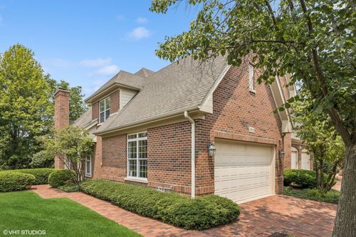 1012 Hickory Dr, Western Springs, IL, 60558-5000 | Card Image