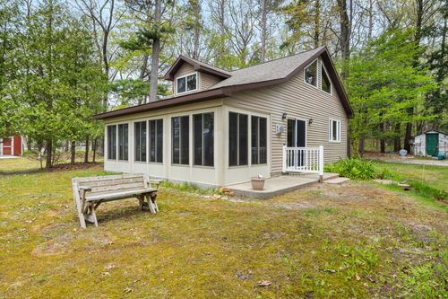 63 Piney Rd, Manistee, MI, 49660-9221 | Card Image