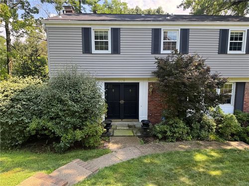209 Grandview Dr N, Pittsburgh, PA, 15215-1515 | Card Image