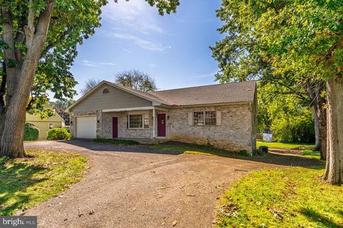 250 Froelich Ave, MOUNTVILLE, PA, 17554-1913 | Card Image