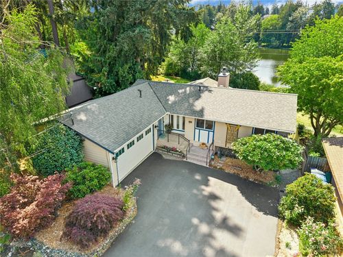 19803 Ashworth Ave N, Shoreline, WA, 98133-3623 | Card Image