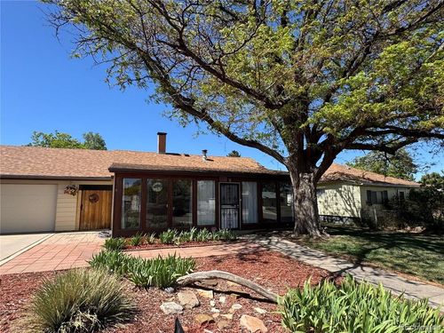 221 E 8th St, Walsenburg, CO, 81089-2111 | Card Image