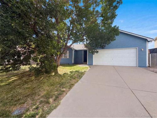 3820 Dove Ln, Evans, CO, 80620-9511 | Card Image