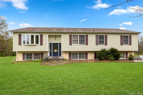 258 Scotchtown Collabar Rd, Middletown, NY, 10941-3645 | Card Image