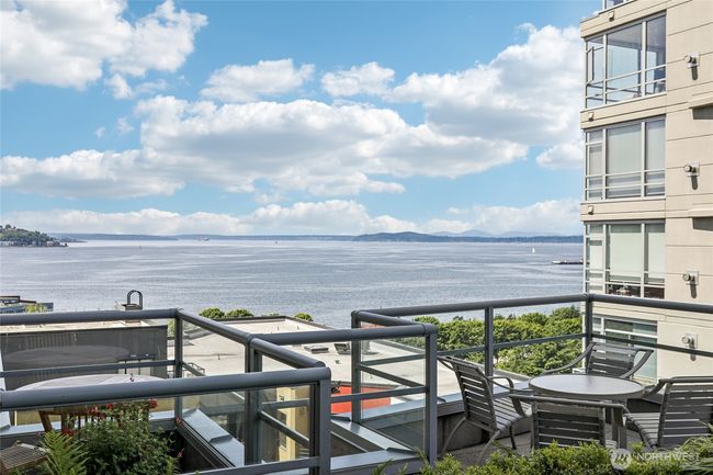 APT-205 - 2929 1 St Ave, Condo with 1 bedrooms, 1 bathrooms and 1 parking in Seattle WA | Image 36