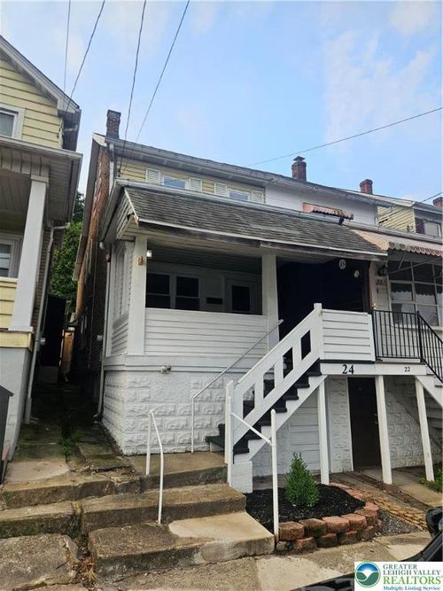 24 E Abbott St, Lansford, PA, 18232-2010 | Card Image