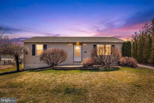 14 Sedgwick Dr, EAST BERLIN, PA, 17316-9348 | Card Image