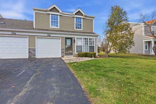 1780 Pebble Beach Cir, Elgin, IL, 60123-6892 | Card Image
