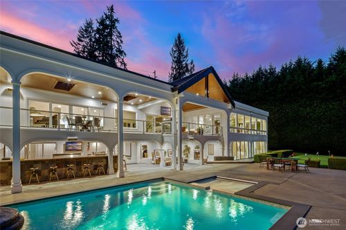 3026 140th Avenue Ne, Bellevue, WA, 98005 | Card Image