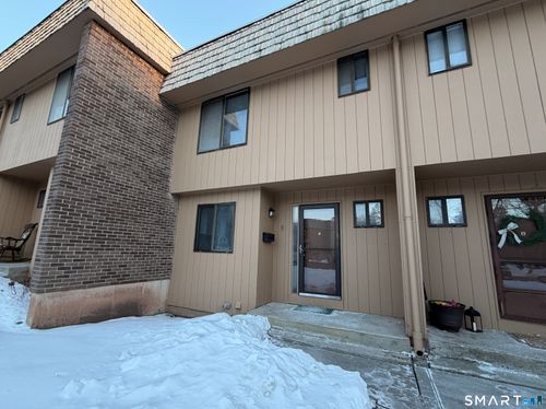 9-9 Willow Ct, Cromwell, CT, 06416-1737 | Card Image