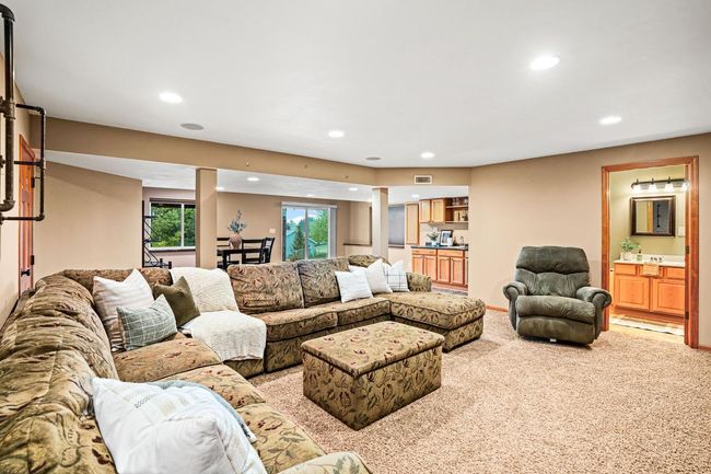 423 Parkview Drive, House other with 3 bedrooms, 3 bathrooms and null parking in Johnson Creek WI | Image 30