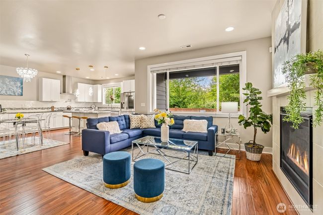 17818 38 Th Dr Se, Condo with 4 bedrooms, 3 bathrooms and null parking in Bothell WA | Image 6