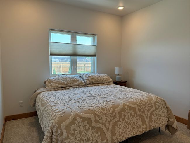 Guest Bedroom #2 | Image 32