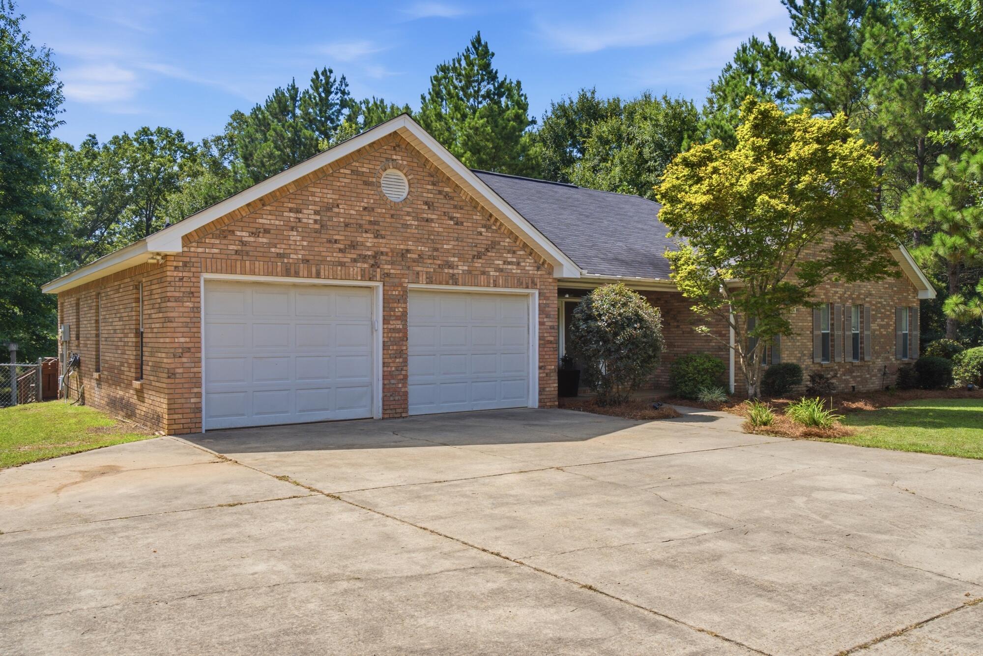 Residential in Petal 5