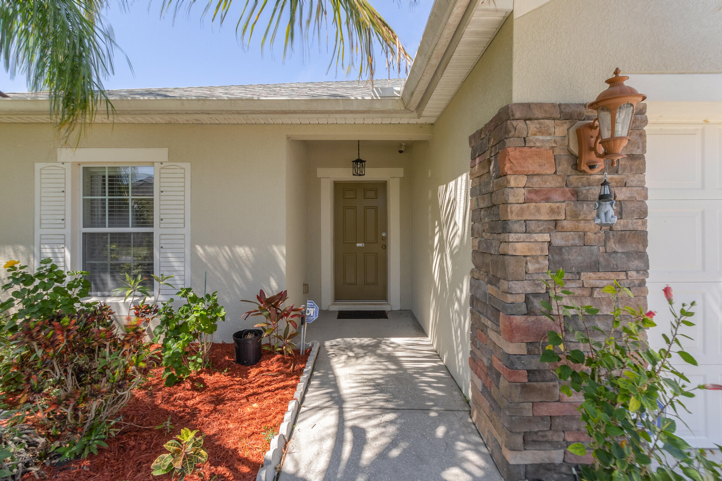 Wishing Well Cir, Palm Bay, FL 32908