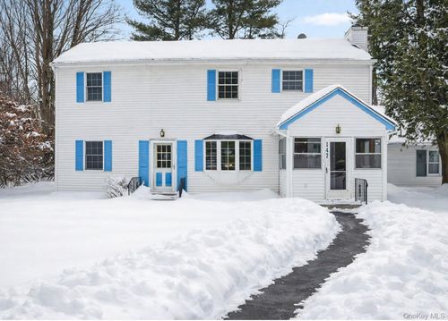 147 Halyan Rd, Yorktown Heights, NY, 10598-4303 | Card Image