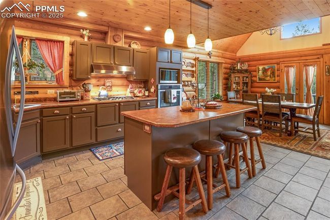 2255 Spruce Rd, House other with 4 bedrooms, 3 bathrooms and 1 parking in Woodland Park CO | Image 13