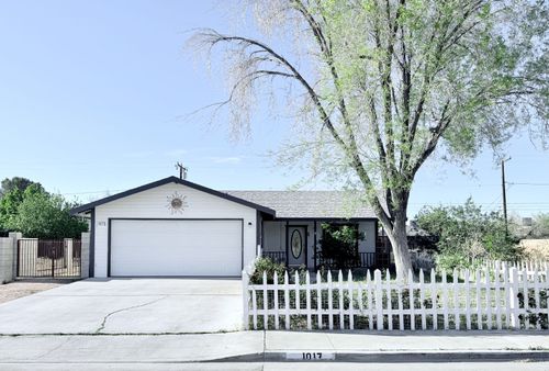 1017 W Benson Ave, Ridgecrest, CA, 93555 | Card Image