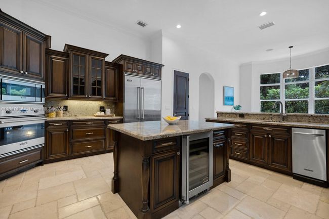 5837 Sw 102 Nd St, House other with 6 bedrooms, 6 bathrooms and null parking in Pinecrest FL | Image 11