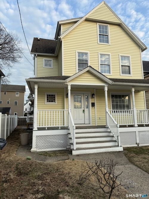 104 Maple Ave, Stamford, CT, 06902-4041 | Card Image